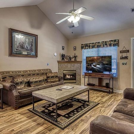 Rock Of Ages, Hot Tub, Game Room, Wifi, 1089 Free Tickets Each Paid Day, Dollywood And More Пиджен Фордж Екстериор снимка