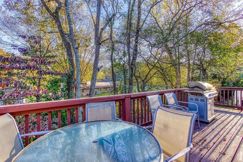 Rock Of Ages, Hot Tub, Game Room, Wifi, 1089 Free Tickets Each Paid Day, Dollywood And More Пиджен Фордж Екстериор снимка